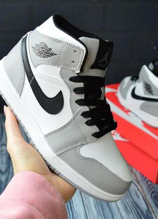Зимние женские кроссовки Infrared air jordan 1 retro winter fur grey white black джордан серого с белым и серым цветов мех3 фото