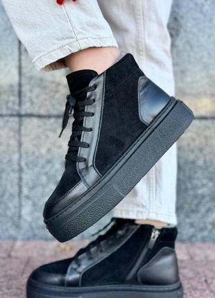 Натуральные кожаные и замшевые зимние черные ботинки