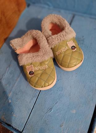 Тапочки в садик теплые
