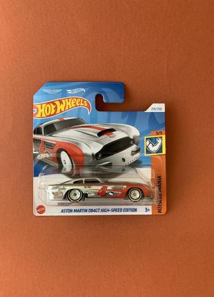 Машинка хот вилс астон мартин aston martin hot wheels 2024