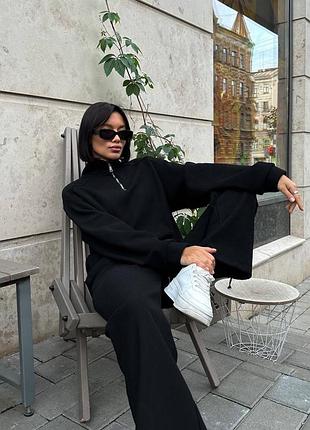 Гарненький костюмчик