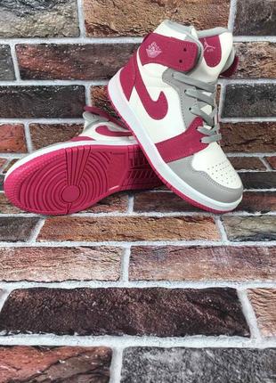 Кроссовки хайтопы на девочку nike jordan