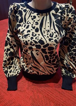 Стильная качественная кофточка