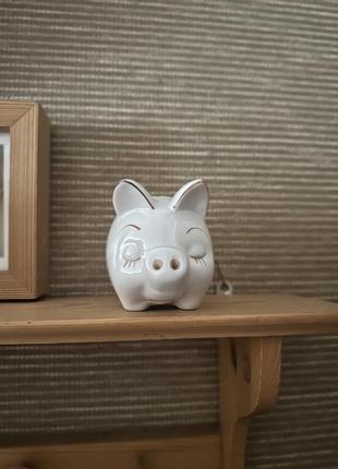 Японская фарфоровая свинка- копилка