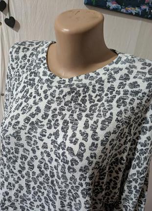 Мягкая женская кофта свитшот лео  р. 48 l