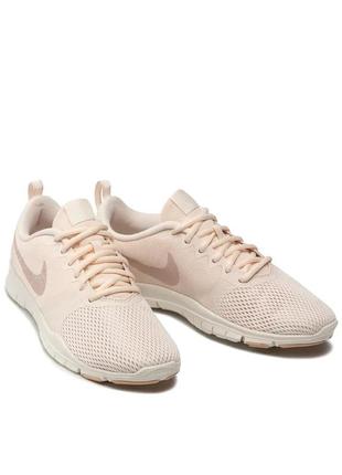 Женские кроссовки nike flex essential