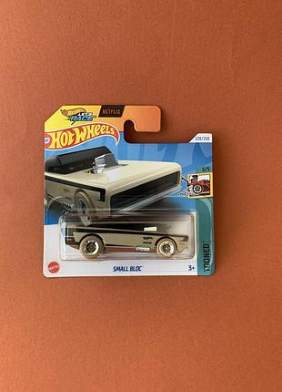 Машинка хот вілс small block hot wheels 2024
