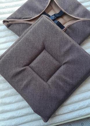 Чохли на шкільні стільці, накидка сидушка на табуретки з засувками на карабіні