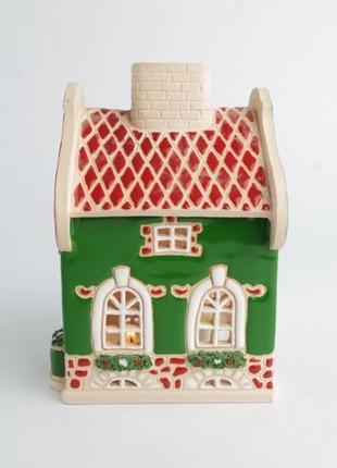 Керамический домик-подсвечник 