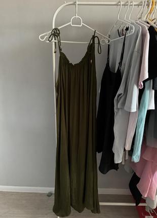 Довга оливкова сукня zara