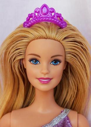 Лялька барбі з шарнірними колінами + аксесуари в подарунок