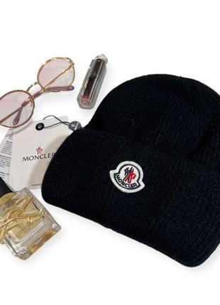 Шапка в стиле moncler премиум сегмент