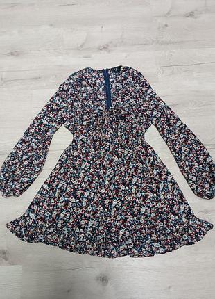 Платье размер м