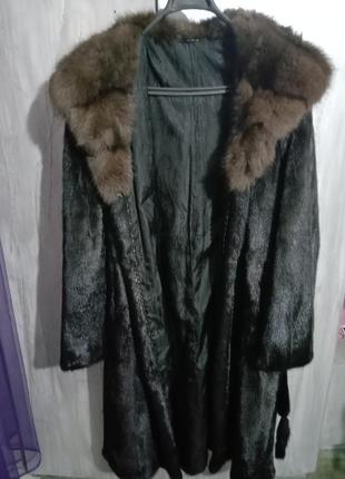 Норковая шуба с капюшоном из соболя. длина 110, пог 54