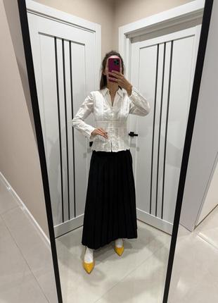 Біла сорочка блуза вишита laura ashley розмір s