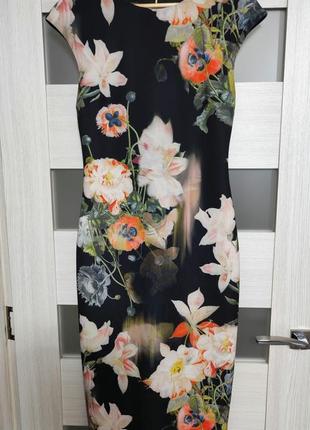 Платье футляр карандаш по фигуре в цветочный принт ted baker