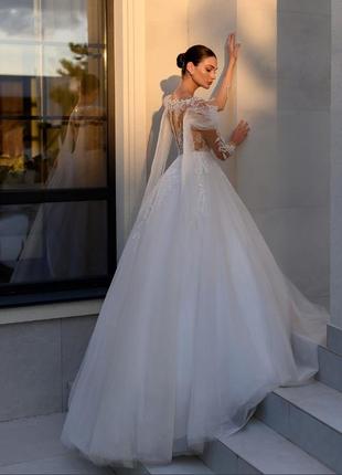 Весельное платье из коллекции 2025