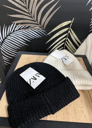 Теплая шапка шапочки с шерстью zara