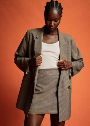 Базовая коричневая юбка