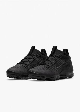 Черные кроссовки от nike размер 38,5 кроссовки