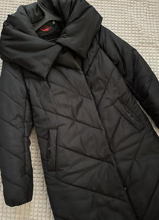 Черная матовая куртка / черный пуховик / зимнее пальто