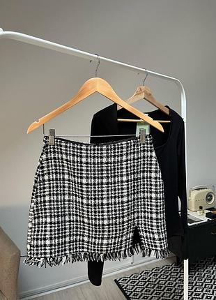 Твидовая мини юбка stradivarius