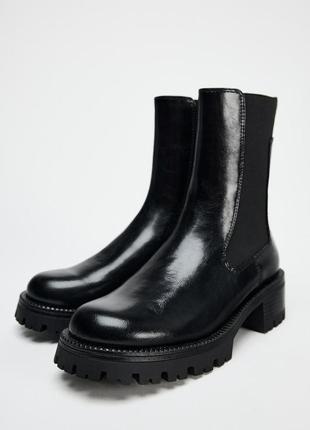 Ботинки женские черные zara new