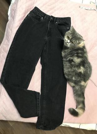 Джинси на дівчинку приблизно 12-14років