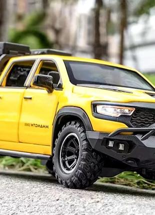 Машинка модель мателличнская dodge mammoth пикап 1:32
