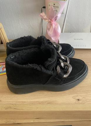 Продам женские лоферы зимние