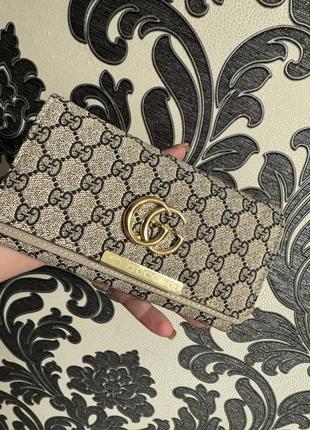 Кошилек gucci