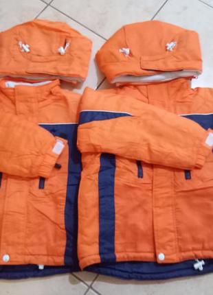 Продам детские лыжные куртки