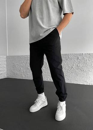 Топові спортивні штани