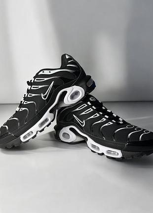 Мужские кроссовки nike air max plus tn