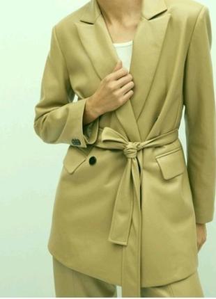 Жакет із єко шкіри бренду mango