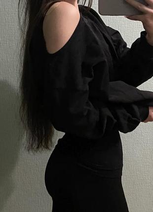 Свитшот, свитер
