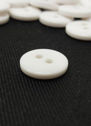 10 шт. - пуговицы рубашечные ø-13мм цвет белый