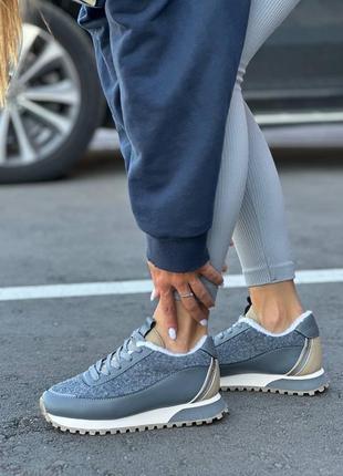 Зимние женские кроссовки