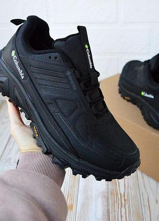 Columbia nonsplip goretex black