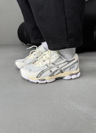 Кроссовки asics