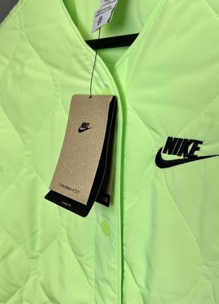 Жіноча демісезонна куртка nike оригінал з нових колекцій.2 фото