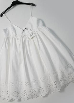 Новое белое платье с перфорацией zara