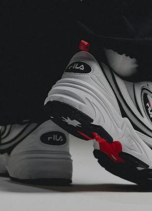 Оригінальні fila exclusive  кросівки з німеччини нові топові nb 530 42  eu 27см