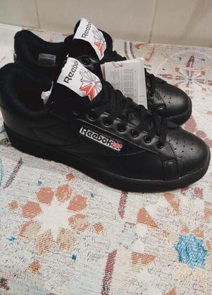 Кросівки reebok шкіра 38, 5р