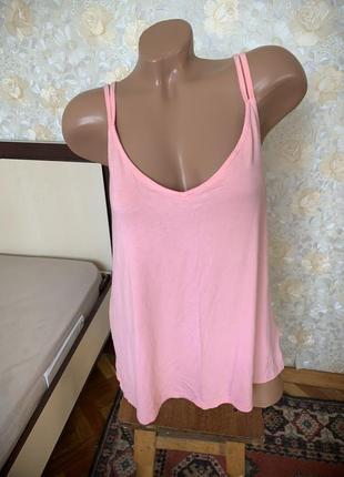 Майка з гарною спинкою