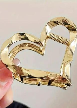 Зажим для волос типа краб средний размер "сердце"
