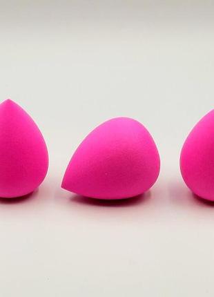 Б'юті-блендер для макіяжу крапелька