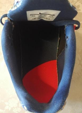Кроссовки nike 4