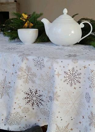 Турецькі новорічні скатертини з тефлоновим покриттям, водо і жиро відштовхувальні,...