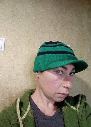 Подростковая шапка